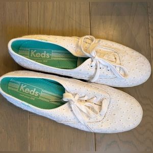 White lace barely worn Keds